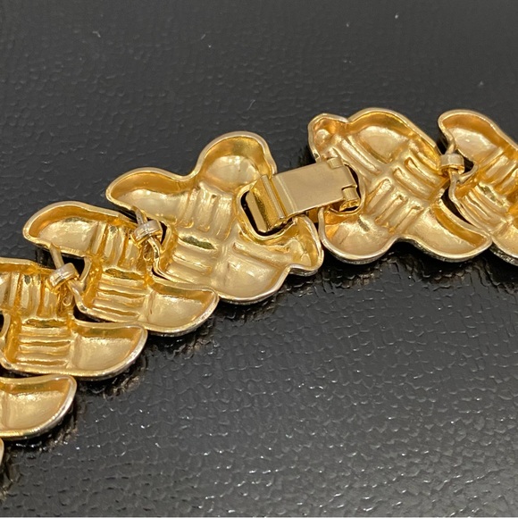 Vintage Unsigned Gold-tone S Chain Link Fold Over Clasp 18” Necklace - Picture 12 of 12